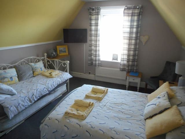 Standard Triple Room, Ensuite (Top Floor)