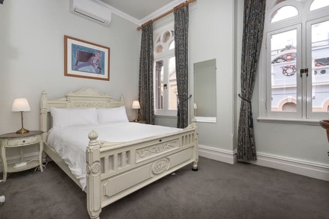 Ratazzi Room