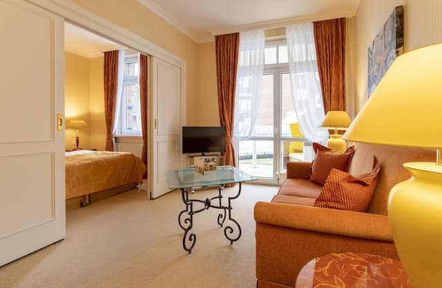 Suite, 1 Bedroom, City View