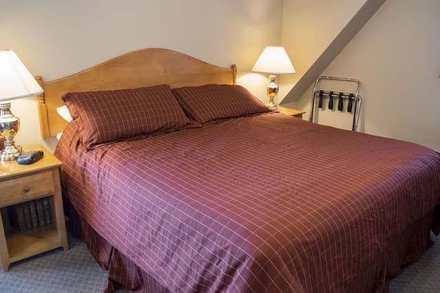 Classic Room, 1 King Bed