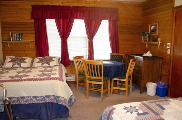 Suite, 2 Double Beds