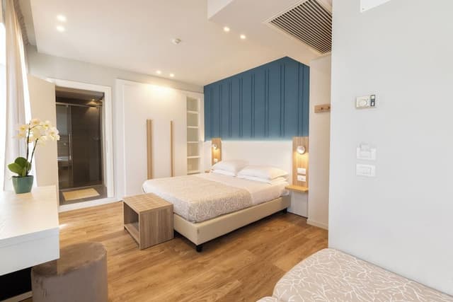 Deluxe Room, Partial Sea View