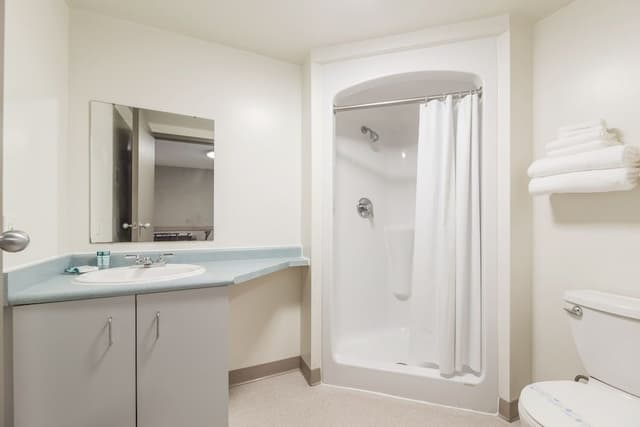 Two Bedroom Suite, Two Double Beds