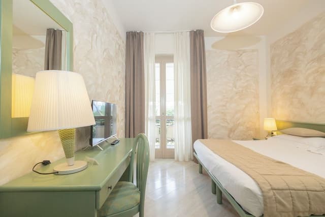 Double Room, Balcony