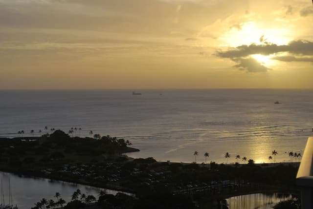Superior Room, Ocean View (Waikiki Tower)