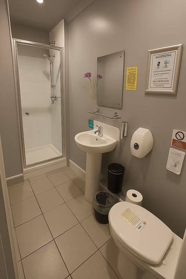 Basic Double Room