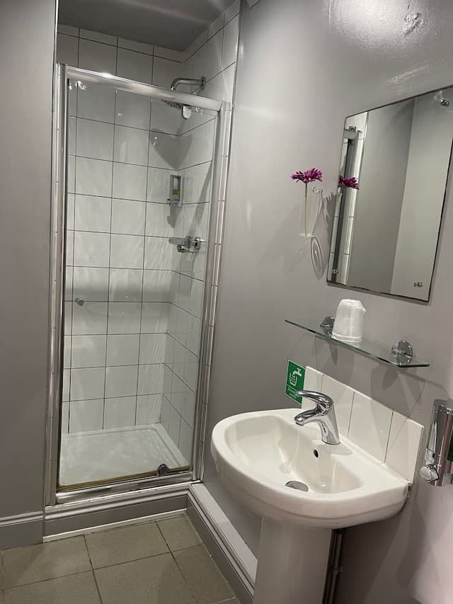 Basic Double Room