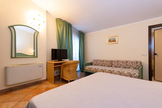 Deluxe Room, 1 Double Bed