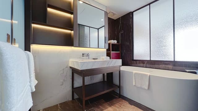 Swiss Advantage King Room