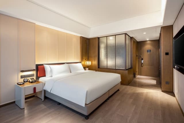 Premier Room, 1 King Bed