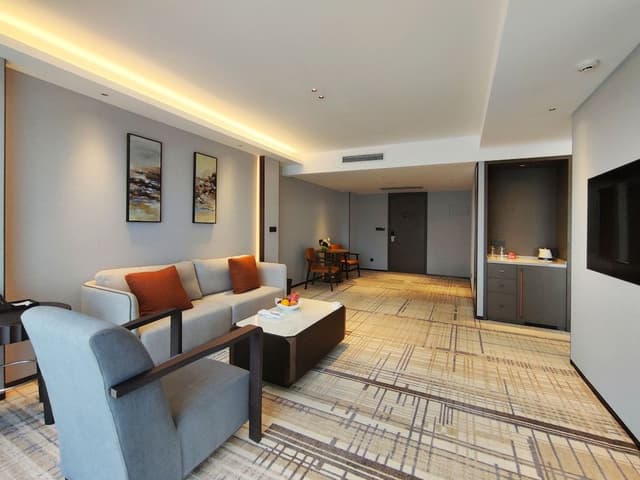 Swiss Select Room, 1 King Size Bed, Oversized Living Space