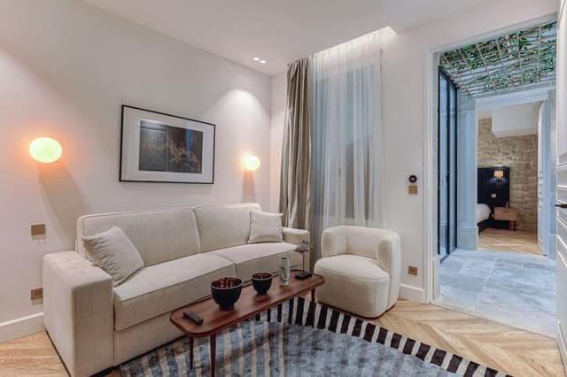 Superior Apartment