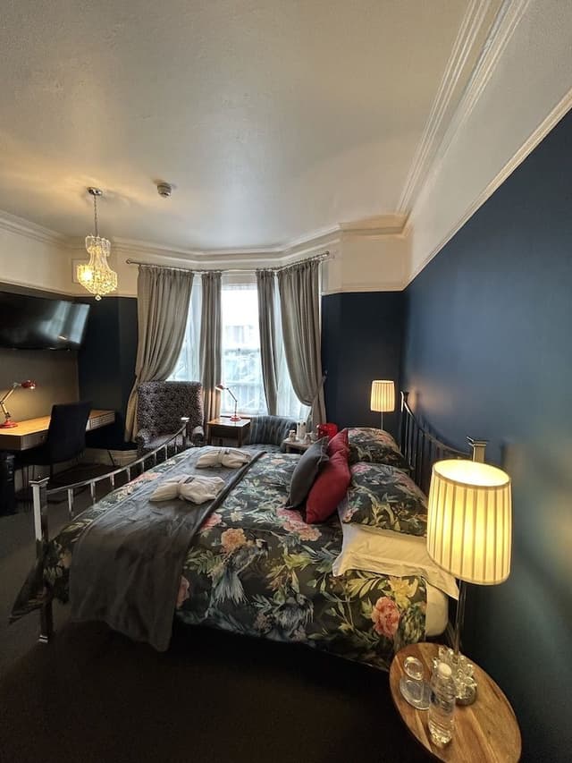 Room, 1 King Bed