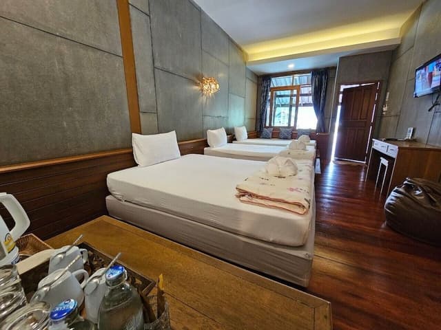 Deluxe Triple Room