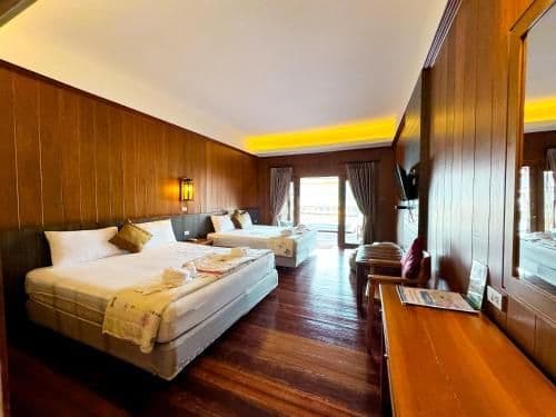 Family Room with Sea View