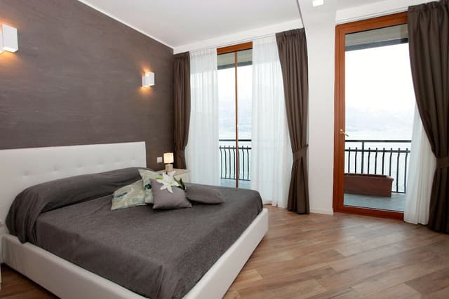 Deluxe Room, Lake View (n.10)