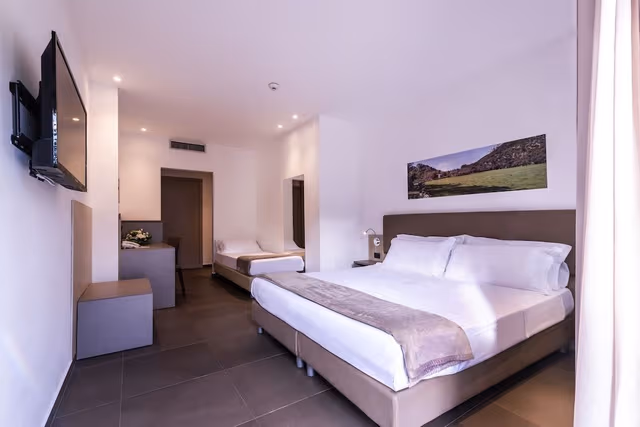 Classic Room, No Windows, Garden Area