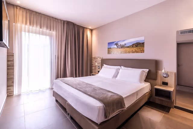 Classic Room, No Windows, Garden Area