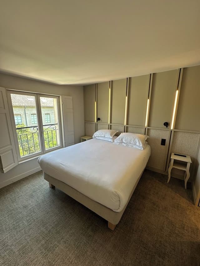 Panoramic Room