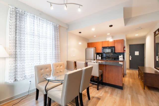 Suite, 2 Bedrooms