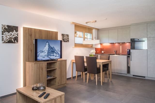 Apartment, 1 Bedroom, Mountain View, Garden Area