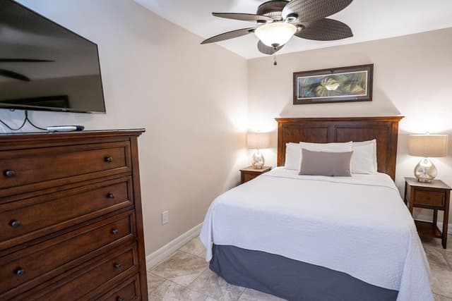 Deluxe Suite, 1 Bedroom (Unit 107)
