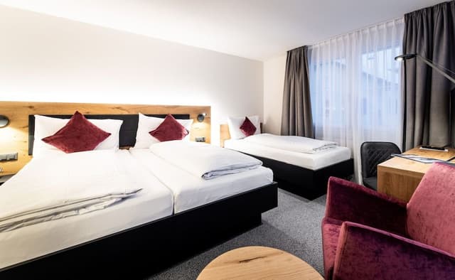 Comfort Triple Room