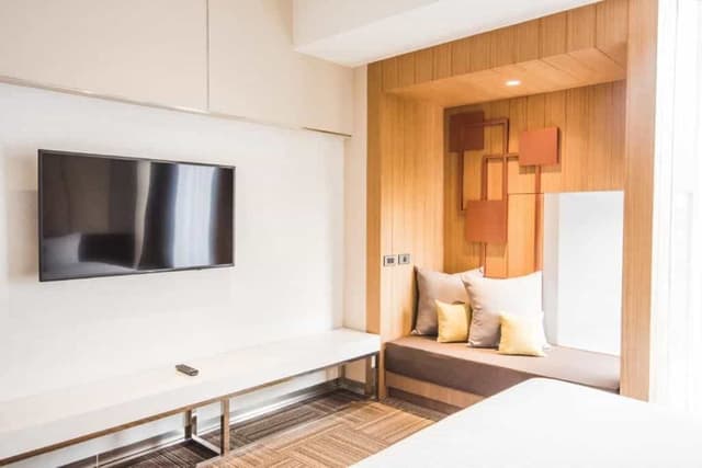 Executive Suite