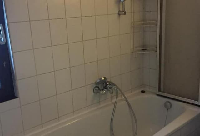 Twin Room, Shared Bathroom