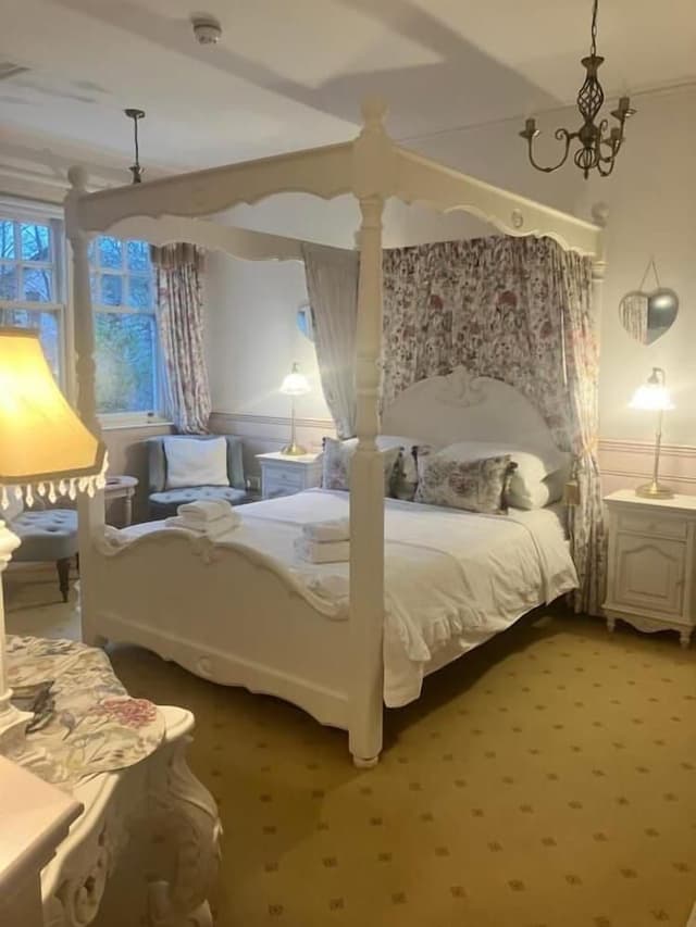 Suite (Victorian)