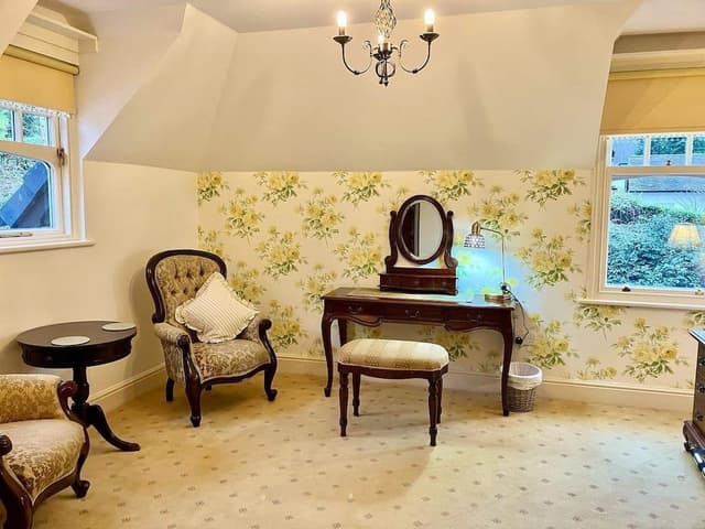 Suite (Jacobean)