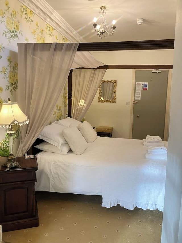 Suite (Jacobean)
