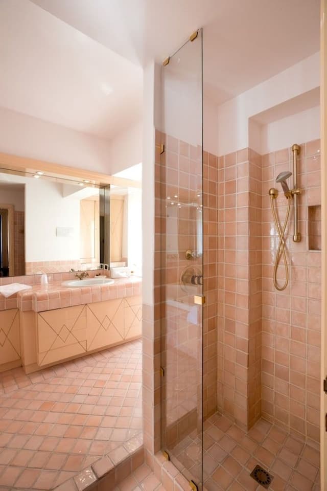Junior Suite, Hot Tub