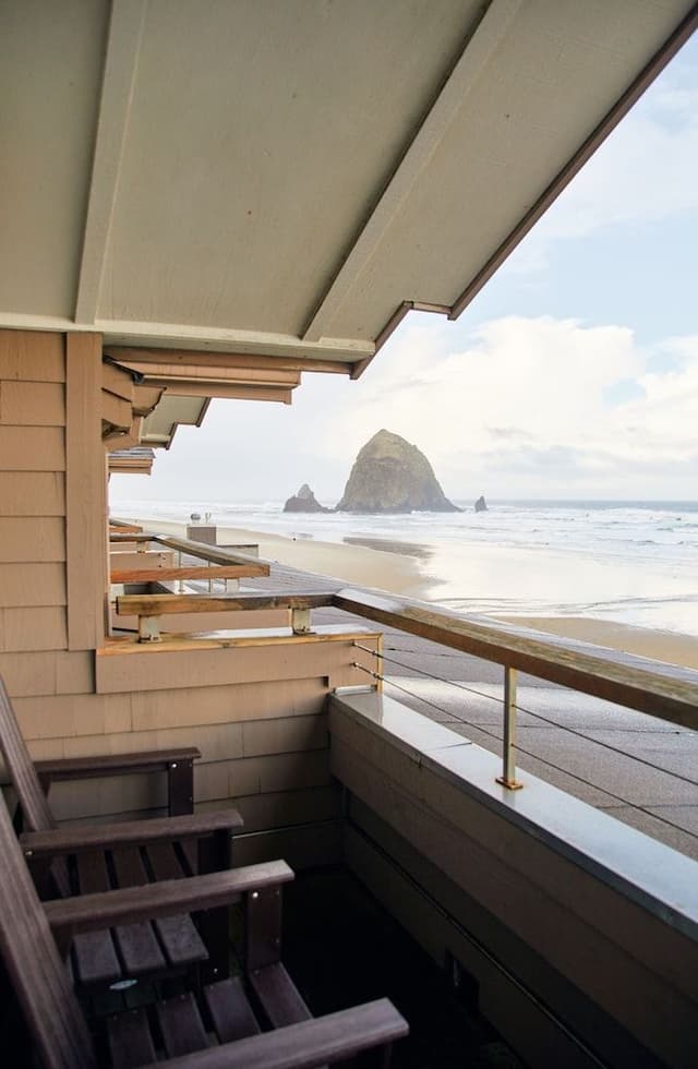 Beachfront King Studio