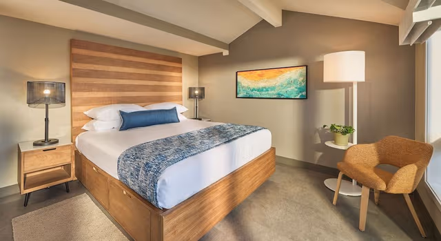 Oceanfront King Studio