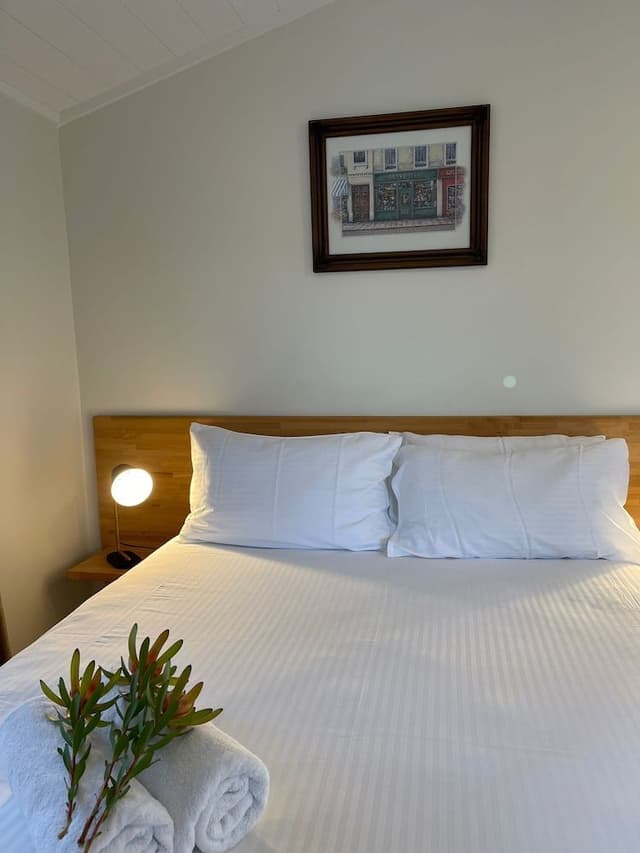 Voyager Room, Kitchenette