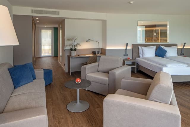Junior Suite With Lake View - Second Floor