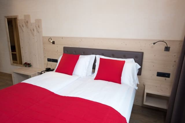 Superior Double Room, 1 Bedroom, Non Smoking, Mountain View