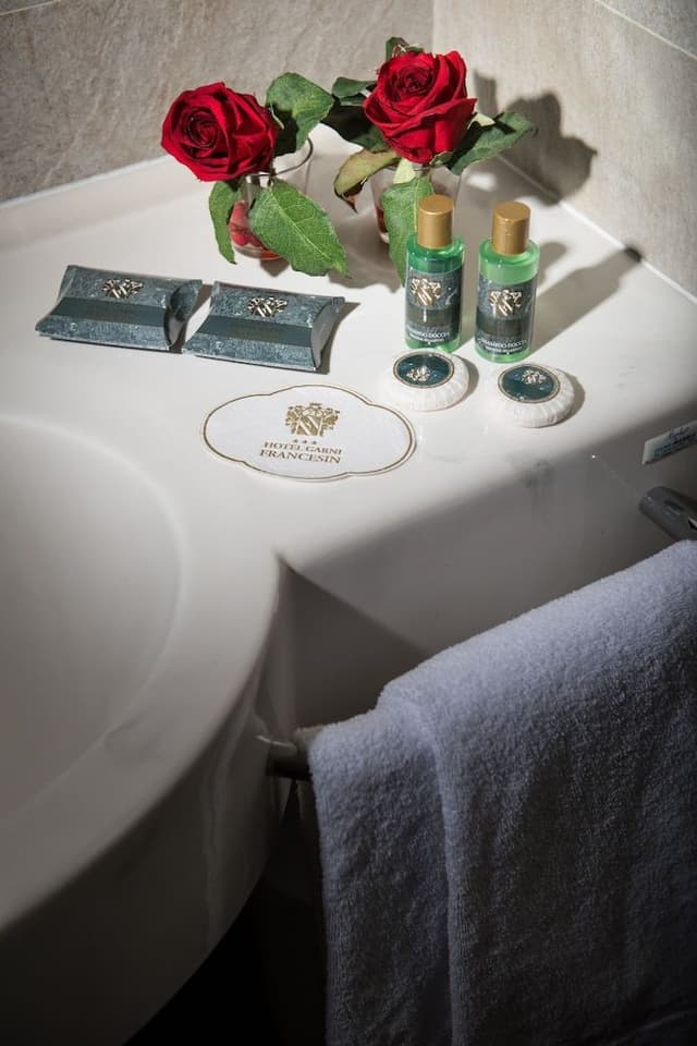 Superior Triple Room, Non Smoking, Mountain View