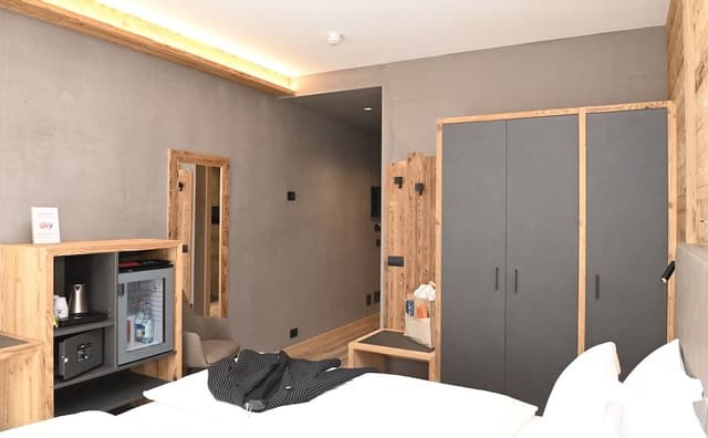 Superior Double Room, 1 Bedroom, Non Smoking, Mountain View