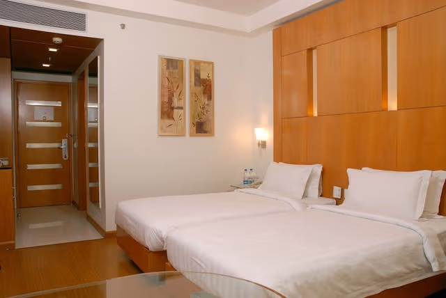 Twin Beds Deluxe Room (NON SMOKING)