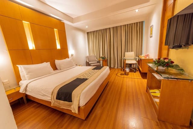 1 Double Bed Deluxe Room (NON SMOKING)