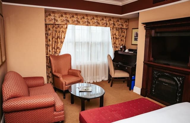 Luxury Room, 1 King Bed