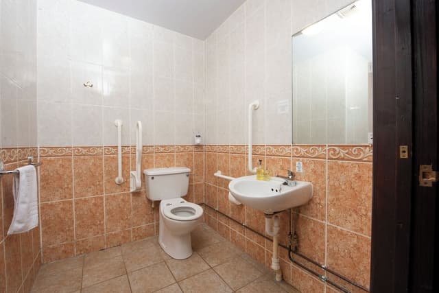 Family Quadruple Room, Private Bathroom, Ground Floor