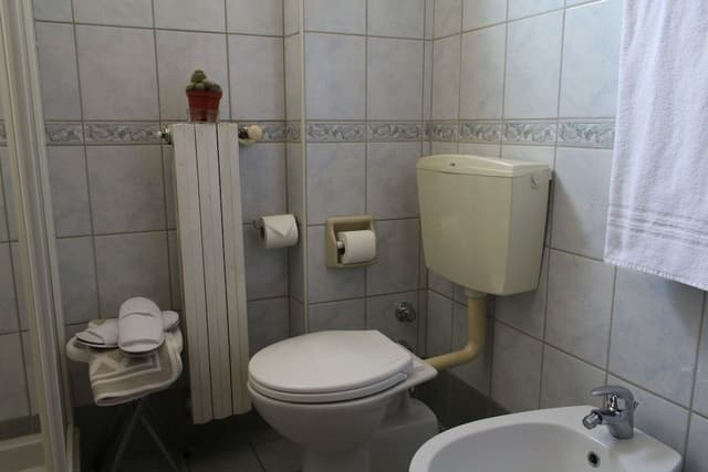 Traditional Double Room, 1 Queen Bed, Non Smoking, Ensuite