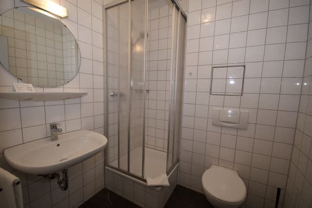 Basic Double Room