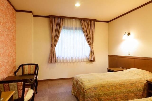 Twin Room, Non Smoking