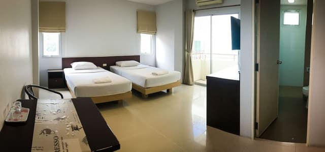 Standard Twin Room