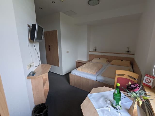 Basic Double Room
