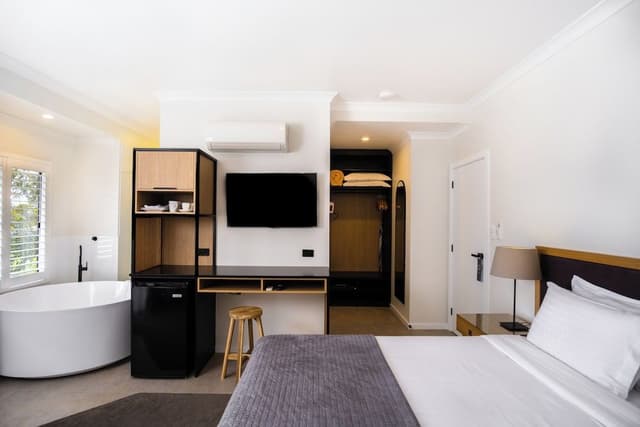 Garden Suite King
